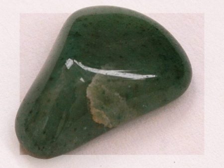 Aventurine Stone: A Sparking Green Quartz - Science Trends