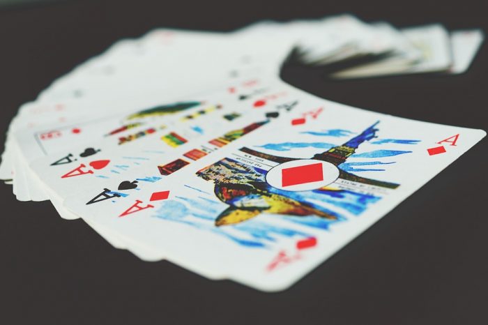 How Many Face Cards Are In A Deck? | Science Trends